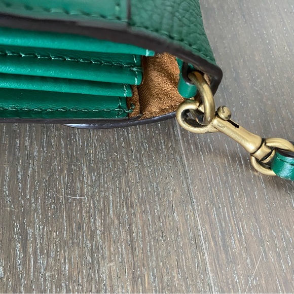 Coach green crossbody bag - Picture 10 of 10